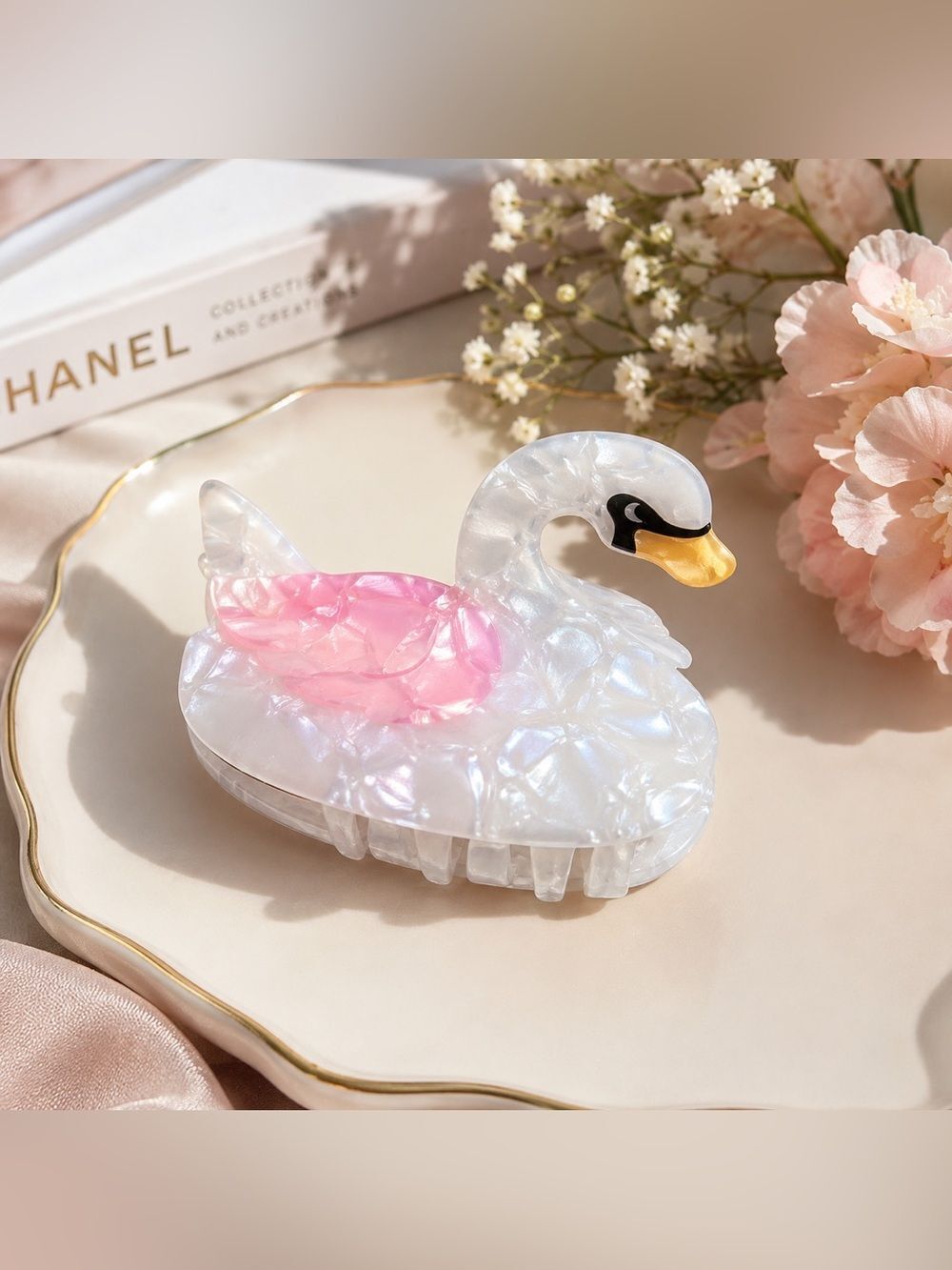 Pearlescent Swan Hair Claw Clip Pink White Acrylic Cute Kawaii Coquette NWT